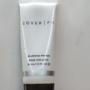 COVER FX Blurring Primer in White and Silver